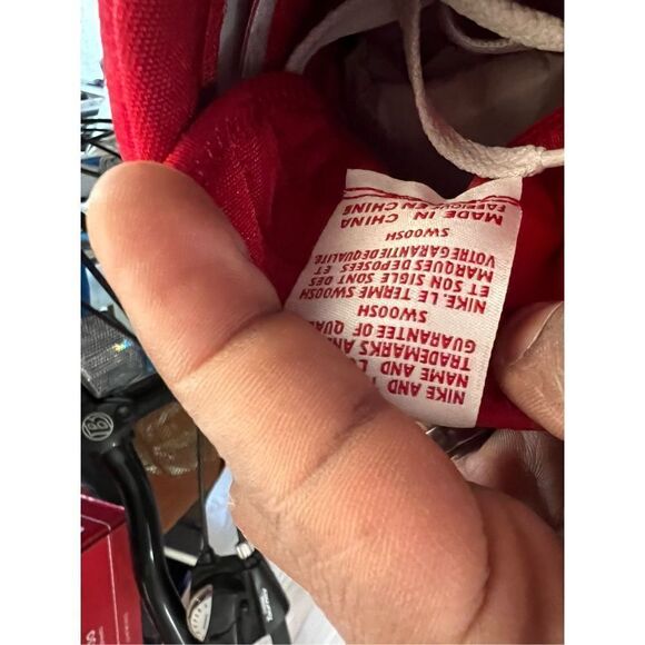 [DV1304-106] Womens Air Jordan Retro 1 High Zoom Air CMFT 2 (W) 'Valentine's Day - Picture 7 of 10